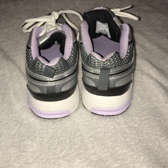 Fila running shoes - Picture 3 of 4